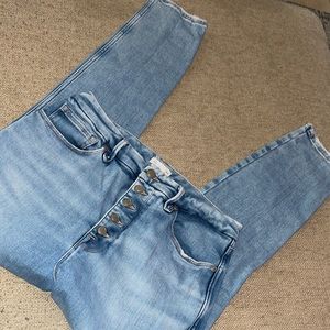 Good American Good Legs Light Wash Button Fly Jeans - size 14 - E
